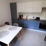 Barlang Utca 切尔塞格托毛伊